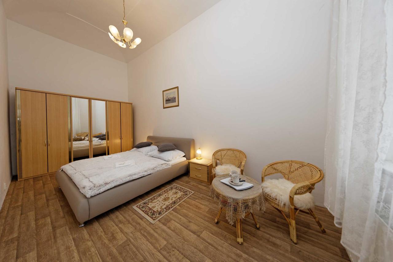 Apartments U Cisare Praha Eksteriør bilde