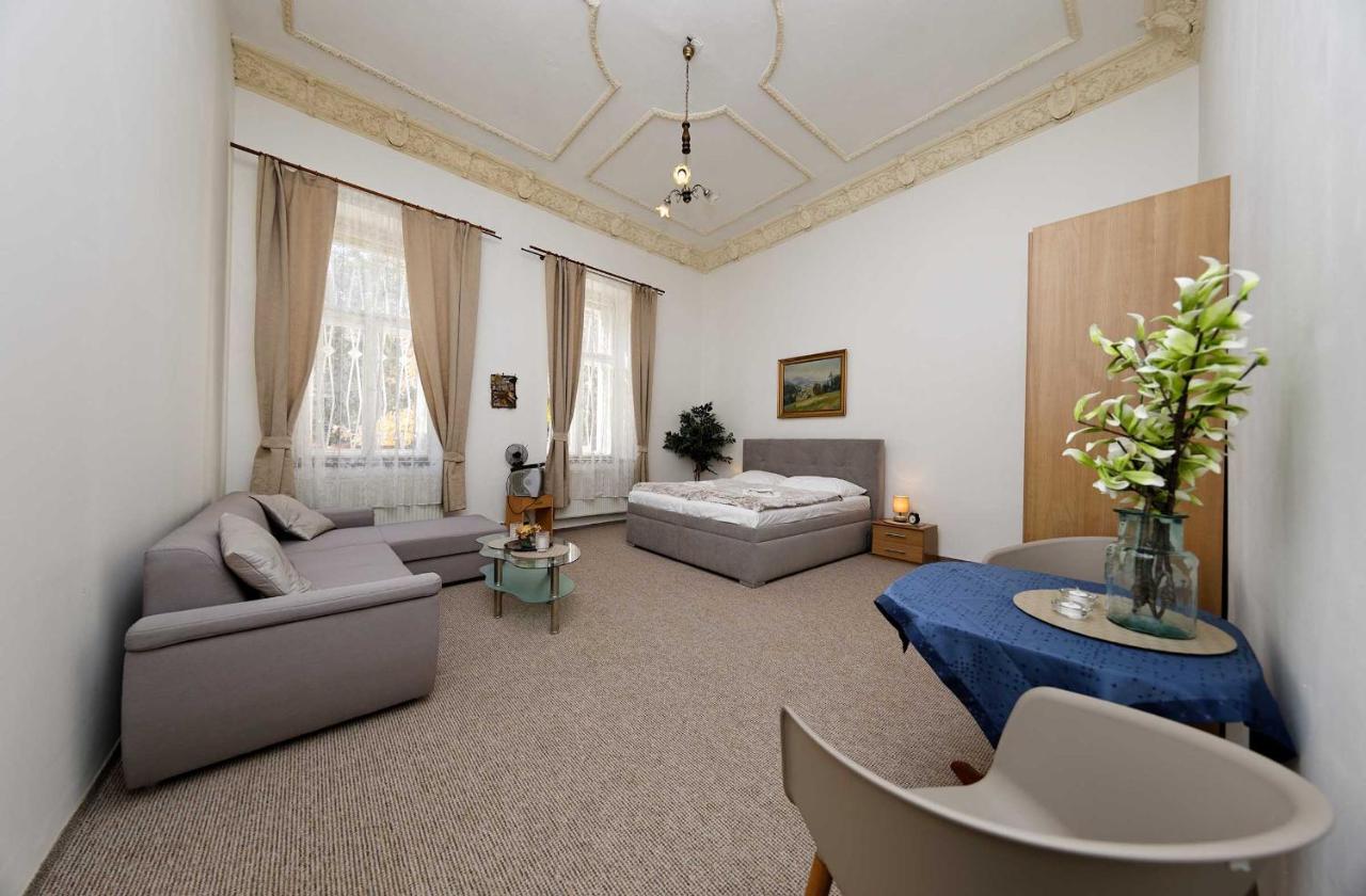 Apartments U Cisare Praha Eksteriør bilde